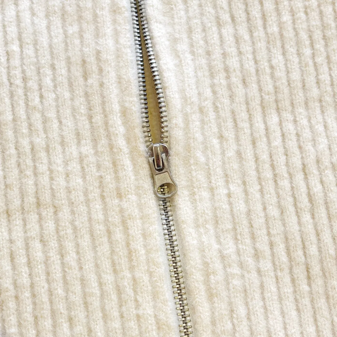 现代九分款开衫毛衣女性高腰搭配开衫