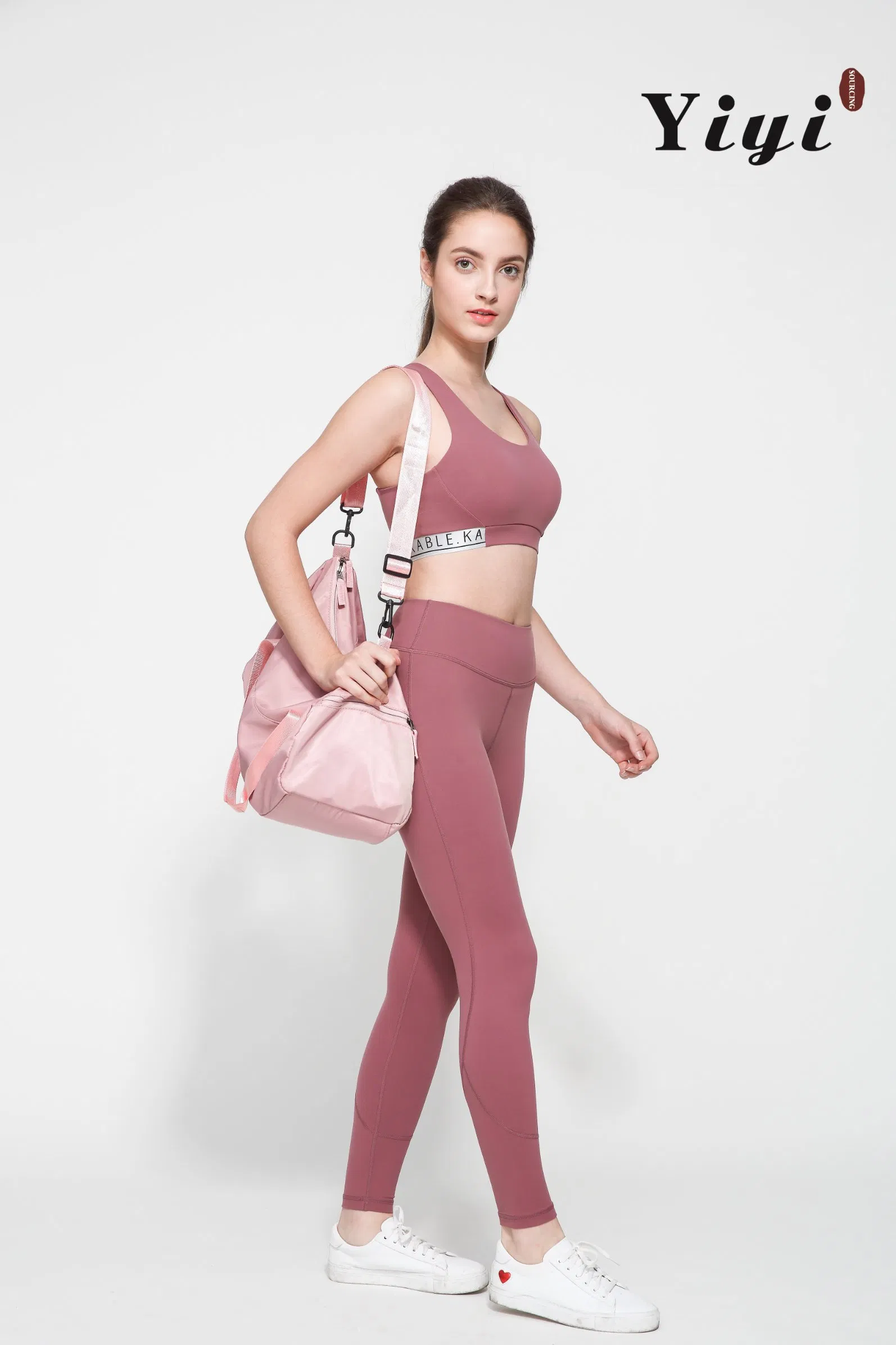 瑜伽运动可持续快速干燥73%尼龙27%氨纶女子运动服运动装