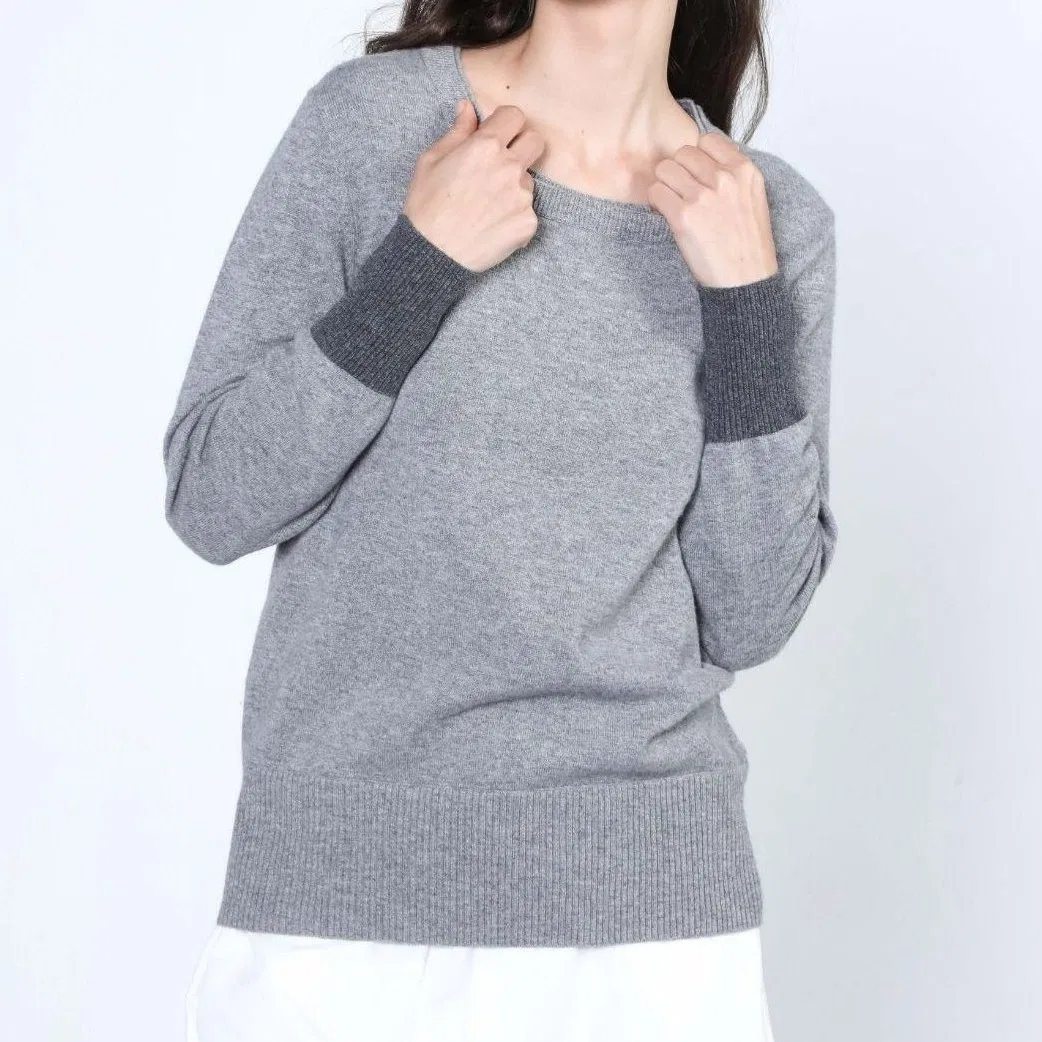 女士时尚双色调经典圆领羊绒套头毛衣