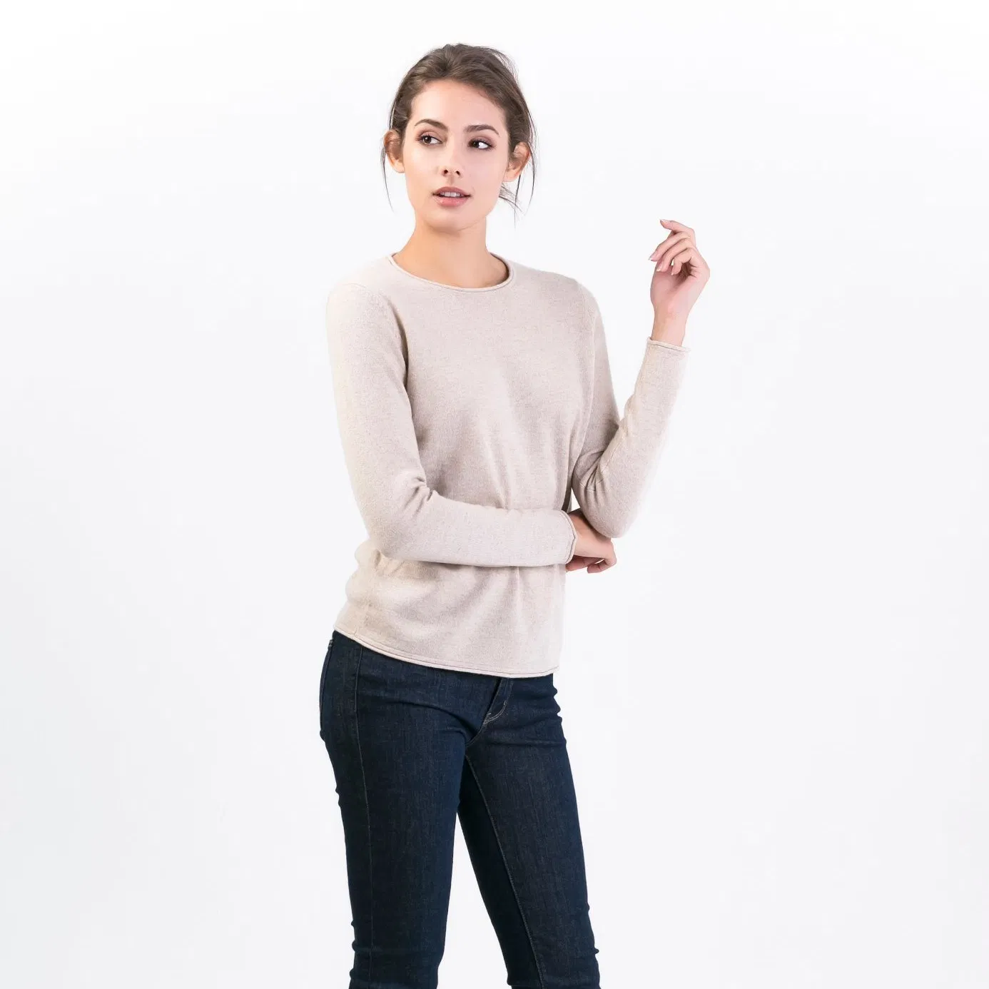 最受欢迎的女性&amp;prime;S经典高级羊绒圆领套头毛衣