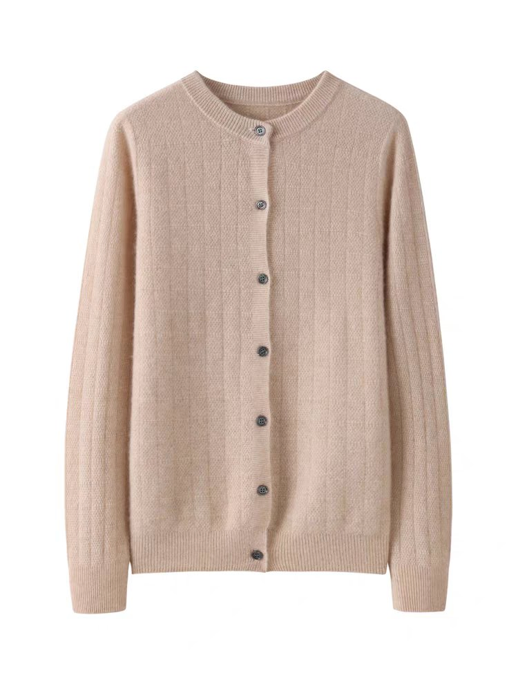 柔软的冬季羊毛毛衣针织开衫的妇女-舒适的时尚