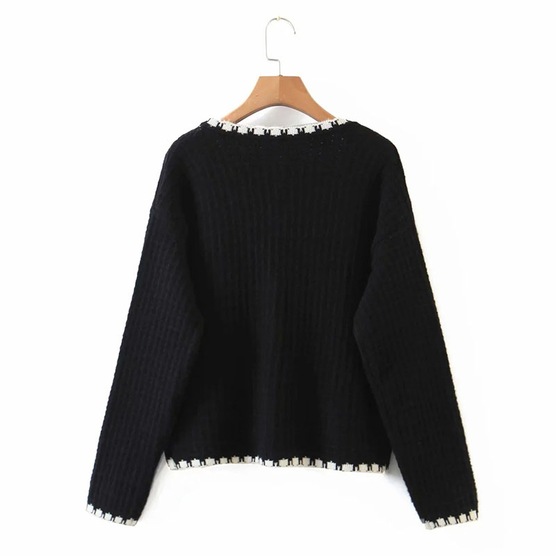 女士白色开衫撞色边缘设计长袖毛衣