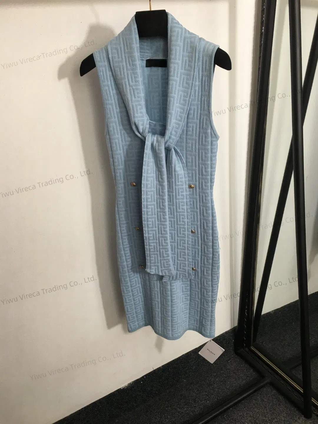 针织刺绣奢侈品设计师批发女性无袖背心毛衣时尚流行外套可爱时尚女性&功放;总理;S毛衣无袖背心现代服装