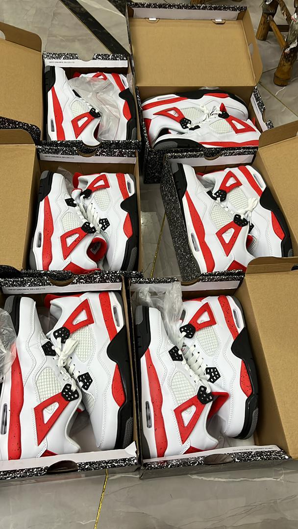 设计师毛衣男装超大批发奢侈品时尚中国工厂